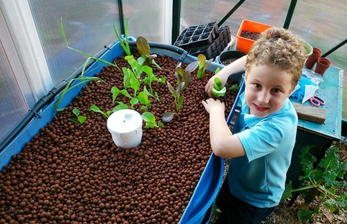 cung-tre-kham-pha-aquaponics